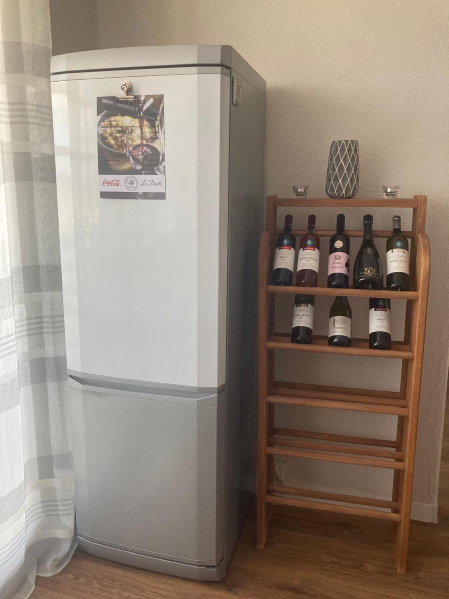 Utulny apartman blizko centra Michalovce Bagian luar foto