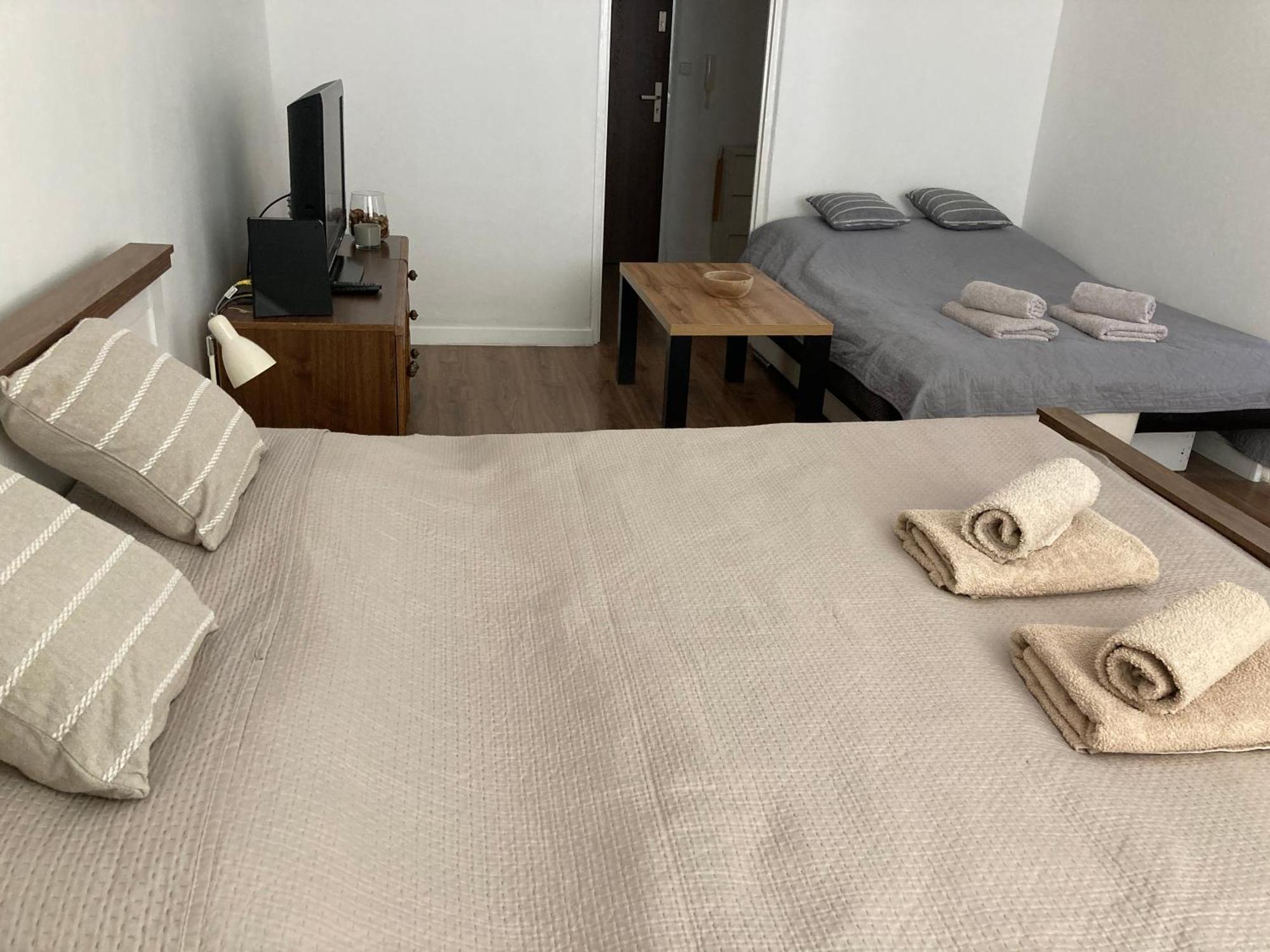 Utulny apartman blizko centra Michalovce Bagian luar foto