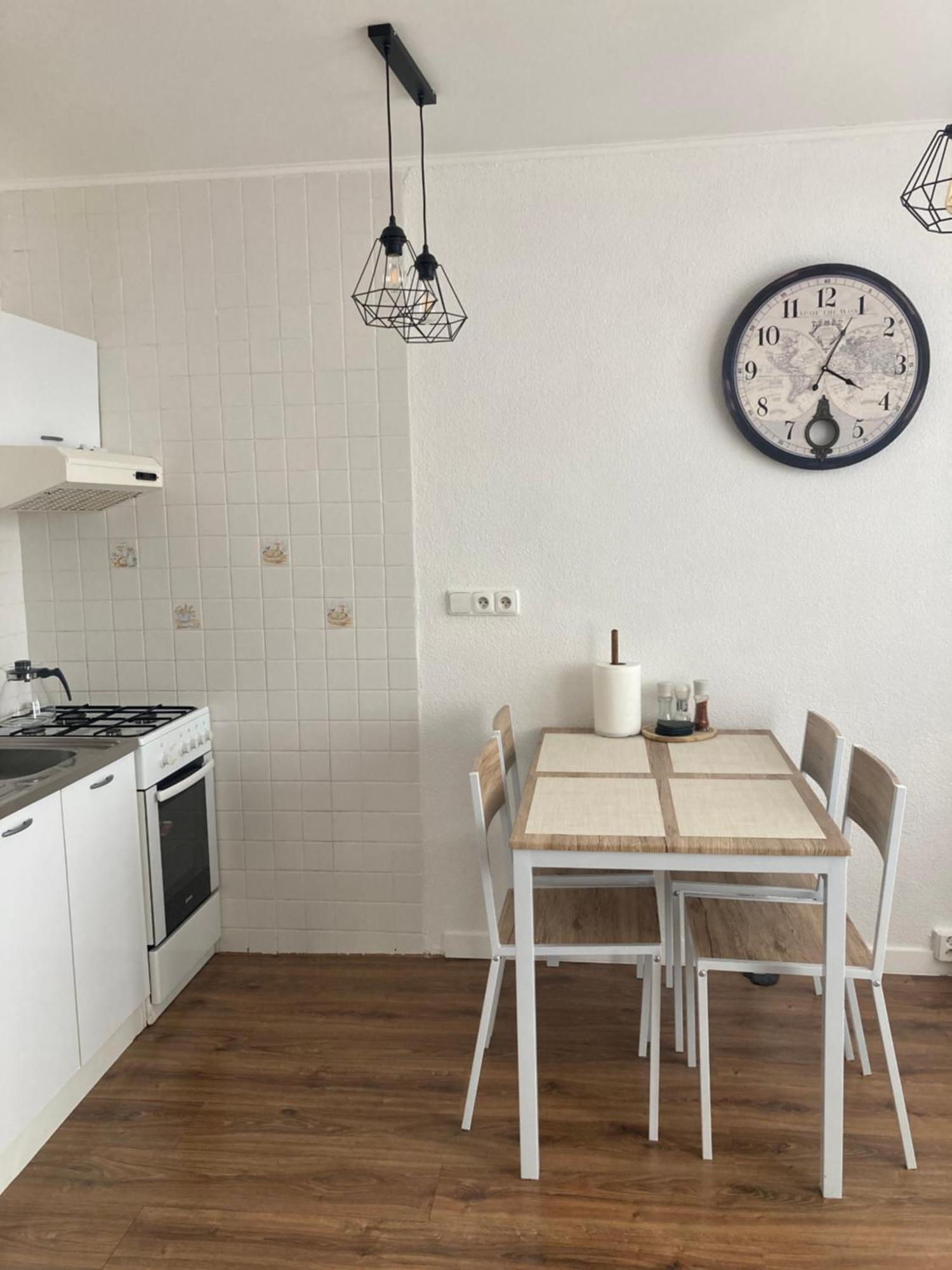 Utulny apartman blizko centra Michalovce Bagian luar foto
